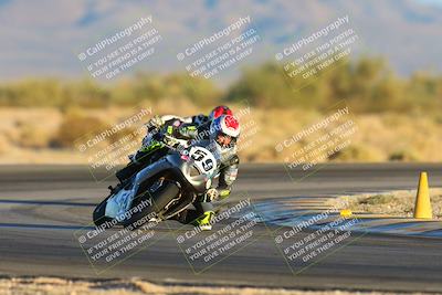 media/Nov-17-2024-CVMA (Sun) [[1fec520723]]/Race 18-Supersport Middleweight/